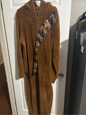Men’s Chewbacca front zip onesie/jumpsuit with hood. Size XL